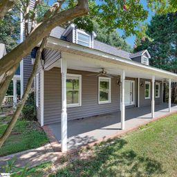 301 Mountain View Court