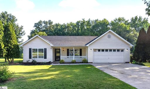 Homes in Martins Grove, Simpsonville
