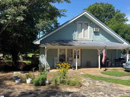 206 S 8Th Street pending home in Woodside Mill, Easley, SC