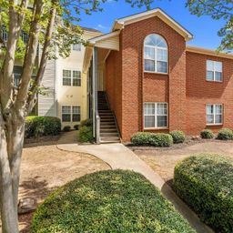 160 Wexford Drive #206