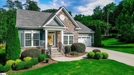 2 Carronbridge Way pending home in Carronbridge, Greenville, SC