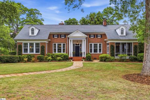 1007 E Calhoun Street