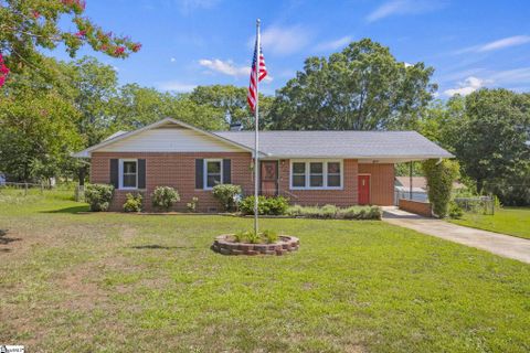202 Chestnut Boulevard pending home in Centerville Terrace, Anderson, SC