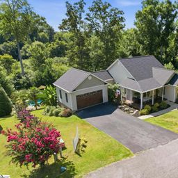 110 Brookside Circle