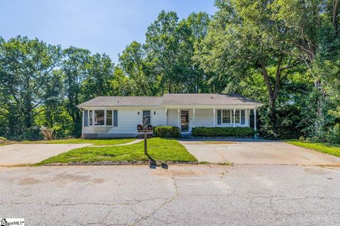 4016 Pebblebrook Court