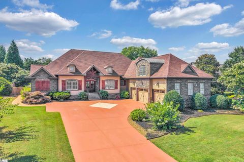 15 Fox Hunt Lane active home in Fox Creek Farm, Greer, SC