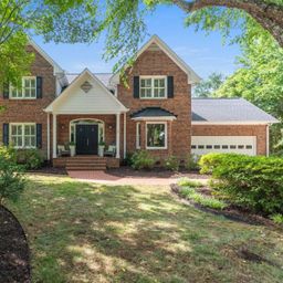 8 Hidden Hills Court