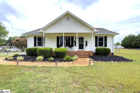 551 Quail Creek Road pending home in Bent Tree, Inman, SC