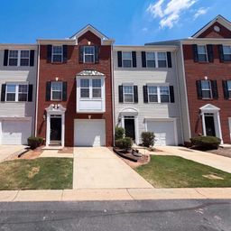 104 Sylvan Oak Way