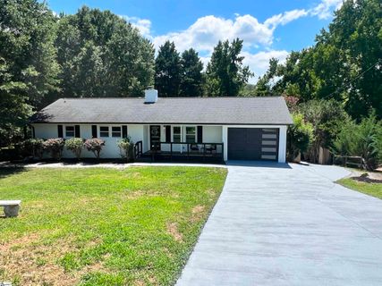Homes in Lake Forest, Greenville