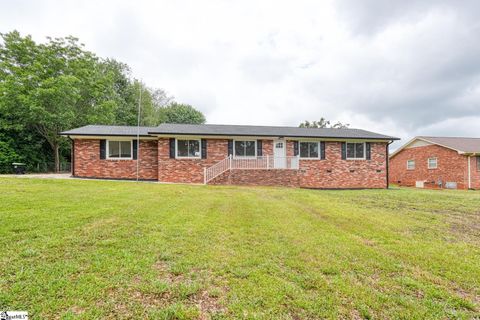 222 Northgate Circle