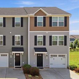 302 Parkridge Way