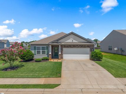 350 Hartleigh Drive pending home in Highland Hills, Lyman, SC