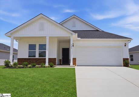 726 Parry Court active home in Vickery Station, Woodruff, SC