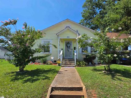 303 Poplar Street