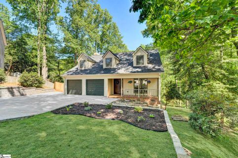 105 Summer Creek Court active home in Sugar Creek, Greer, SC