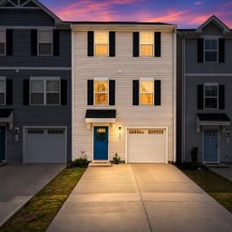 222 Maple Forge Trail