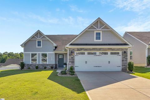 Homes in Elmwood Cottages, Boiling Springs