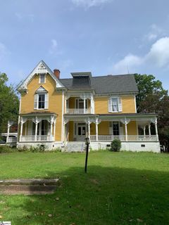 520 W Main Street