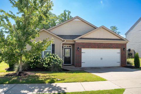 262 Hampshire Drive