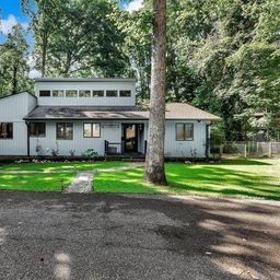 123 Forest Drive