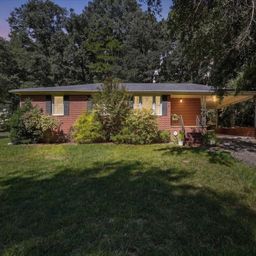 5 Lamar Circle