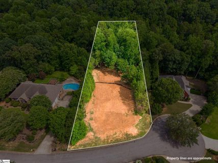223 Hillsboro Trace
