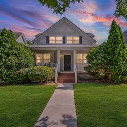 335 Woodlark Street