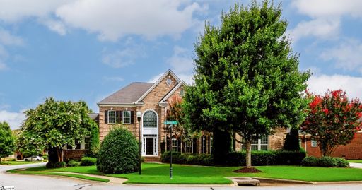 1 Glengrove Drive active home in Highgrove Estates, Simpsonville, SC