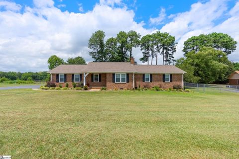 10 Terrell Street active home in Winfield, Spartanburg, SC