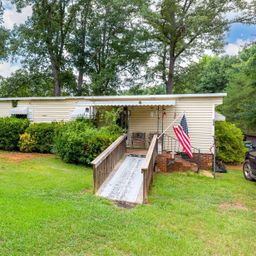 206 Brentwood Circle