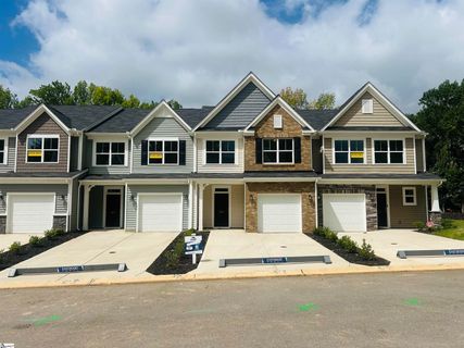 203 Spartina Court active home in East Main Townes, Spartanburg, SC