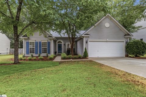 707 Sugar Maple Court active home in Parks Grove, Fountain Inn, SC