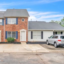 404 W Townes Court