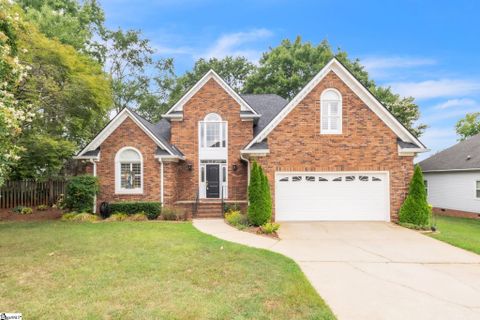 103 E Hypericum Court