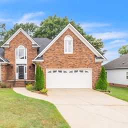 103 E Hypericum Court
