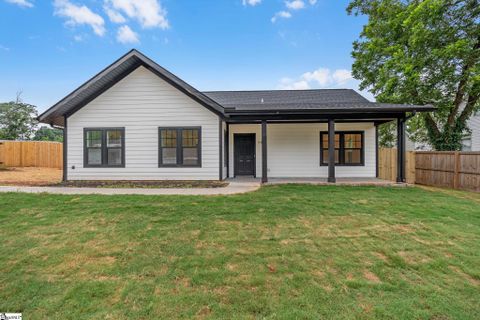 509 6Th Street active home in Woodside Mill, Greenville, SC