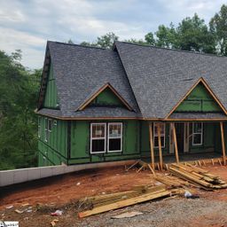 1812 Cross Creek Drive