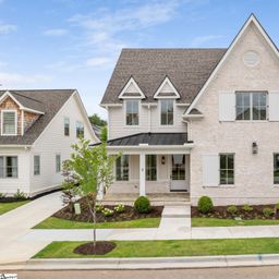 5 Crossmoor Circle