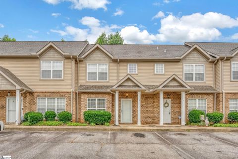 8 Amity Lane active home in Townes At Cherrydale, Greenville, SC