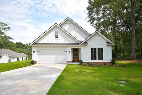 101 E C Avenue Lot B active home in Higgins Estate, Easley, SC