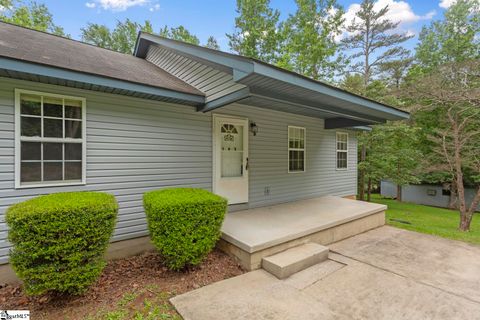 123 Sequayah Drive active home in Cherokee Bay, Fair Play, SC