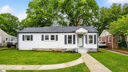 405 Perry Road active home in San Souci Heights, Greenville, SC