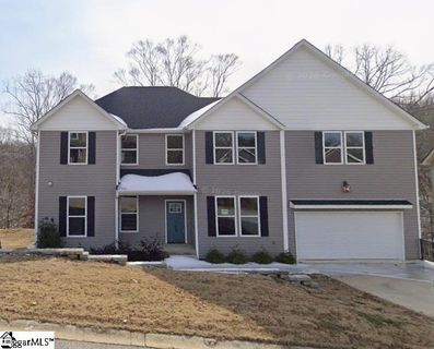 711 Rockcliff Street active home in Brook Ridge Hills, Greenville, SC
