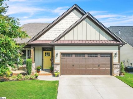 108 Shumard Lane pending home in Seven Oaks At Blue Ridge Plantat, Taylors, SC