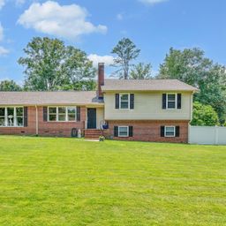 116 Galaxie Place