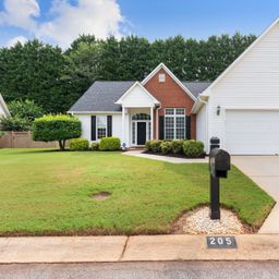 205 Lexington Place Way
