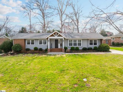 107 Hiawatha Drive active home in Botany Woods, Greenville, SC