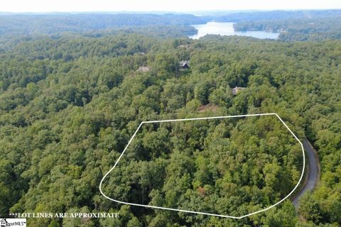 122 Teaberry Lane active home in The Cliffs At Keowee Vineyards, Sunset, SC