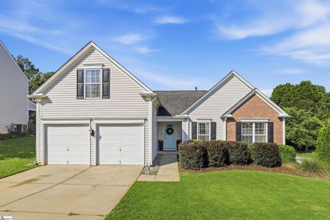 2 Callawassie Court active home in Sparrows Point, Simpsonville, SC